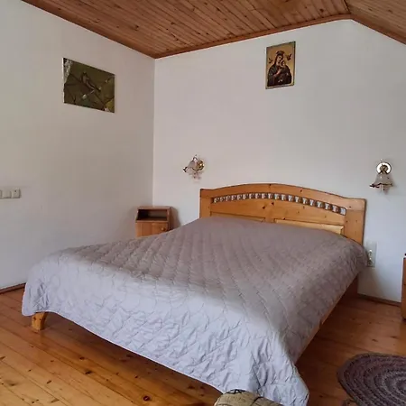 Oskolok Dovbusha Mini-hotel *